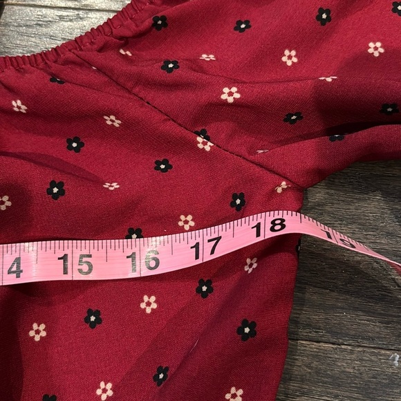 Charlotte Russe Paisley print off or on shoulder long sleeve Jumpsuit Romper - Picture 9 of 14